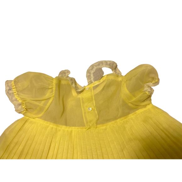 Vintage Infant Mary Jane Yellow Pleated Lace Dress, approx.9-12 months - Picture 6 of 9